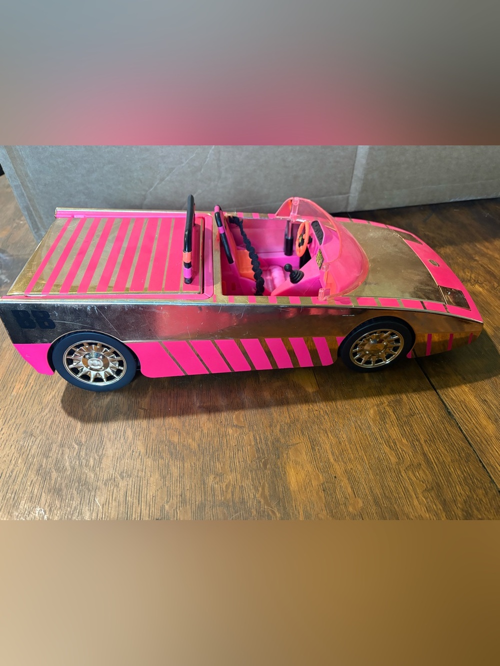 Vintage Barbie Speed Corvette / Speed Buggy Convertible Vehicle (Gold & Pink)